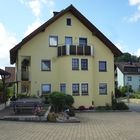 Gästezimmer Klein Heiligenstadt in Oberfranken Exterior foto